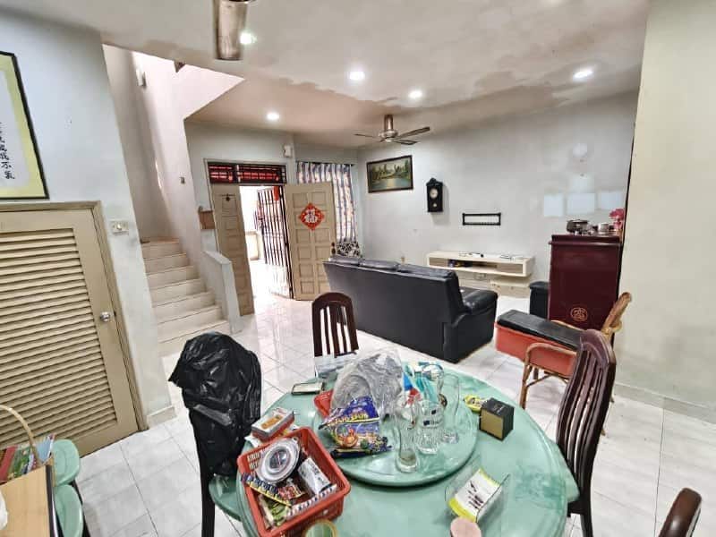 1.5-Storey Terrace House Bandar Seri Alam 2