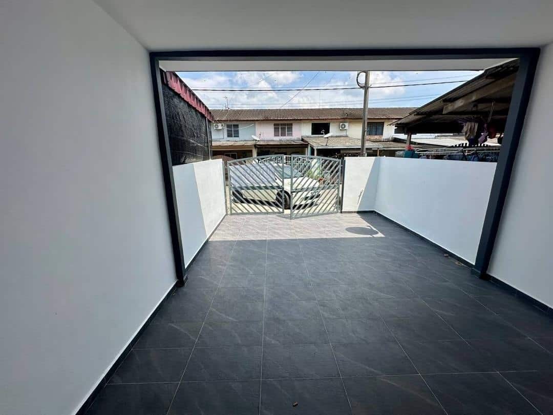 Double Storey Low Cost House Taman Megah Ria 2
