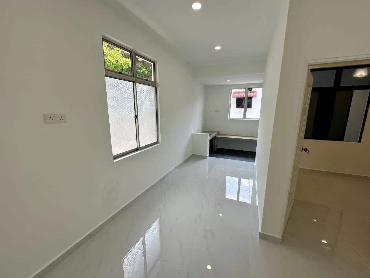 Single Storey End Lot House Taman Megah Ria 4