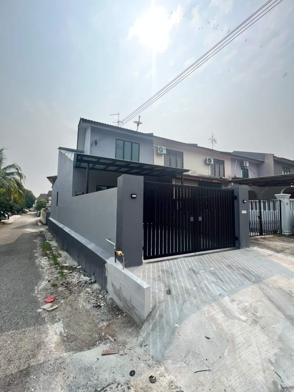 Double Storey Low Cost Corner House Taman Puteri Wangsa 1