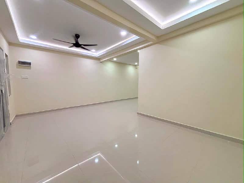 Double Storey Terrace House Taman Anggerik Kempas 4