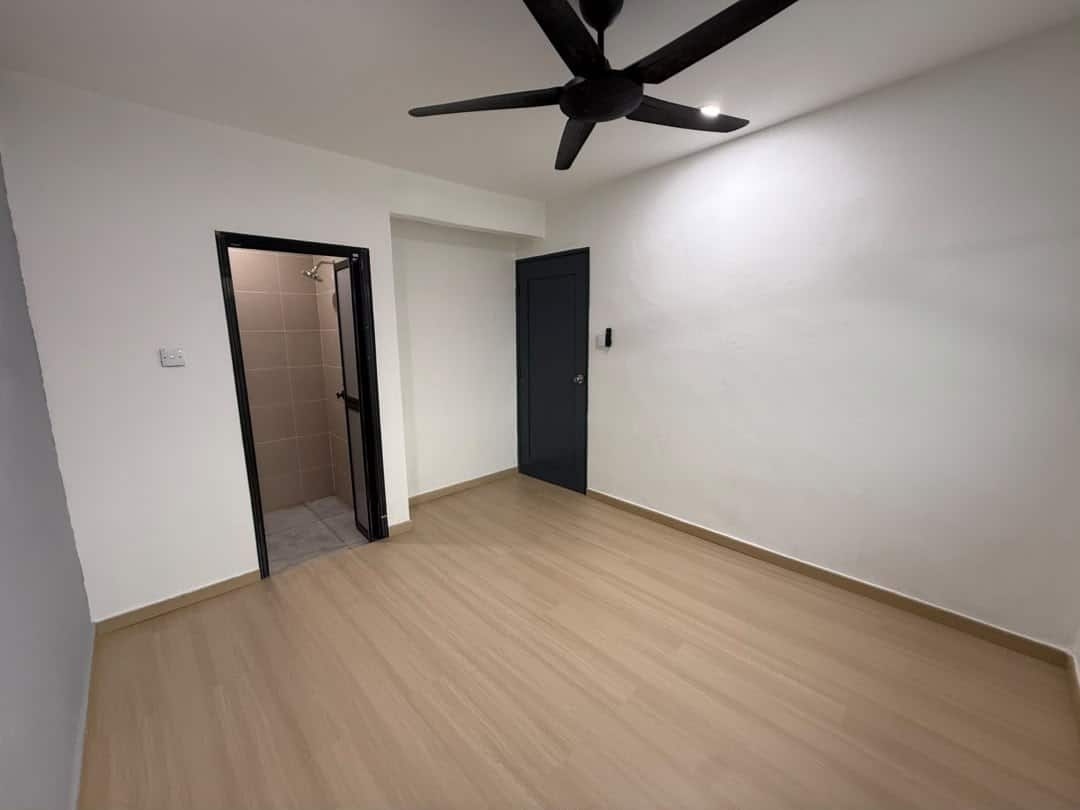 Double Storey Low Cost End Lot Taman Desa Jaya 5