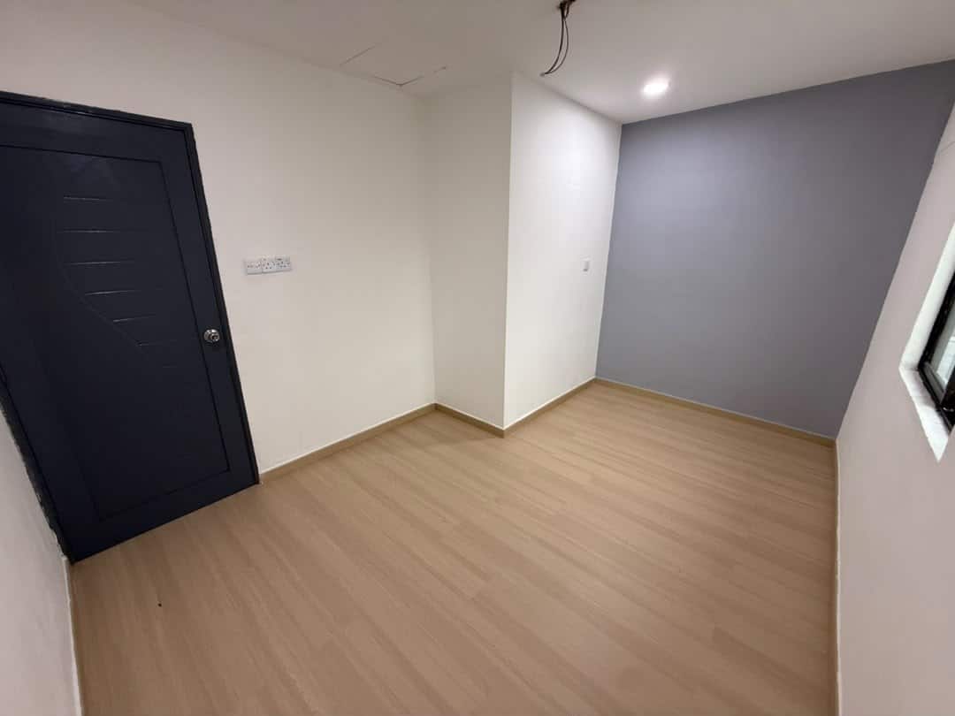 Double Storey Low Cost End Lot Taman Desa Jaya 6