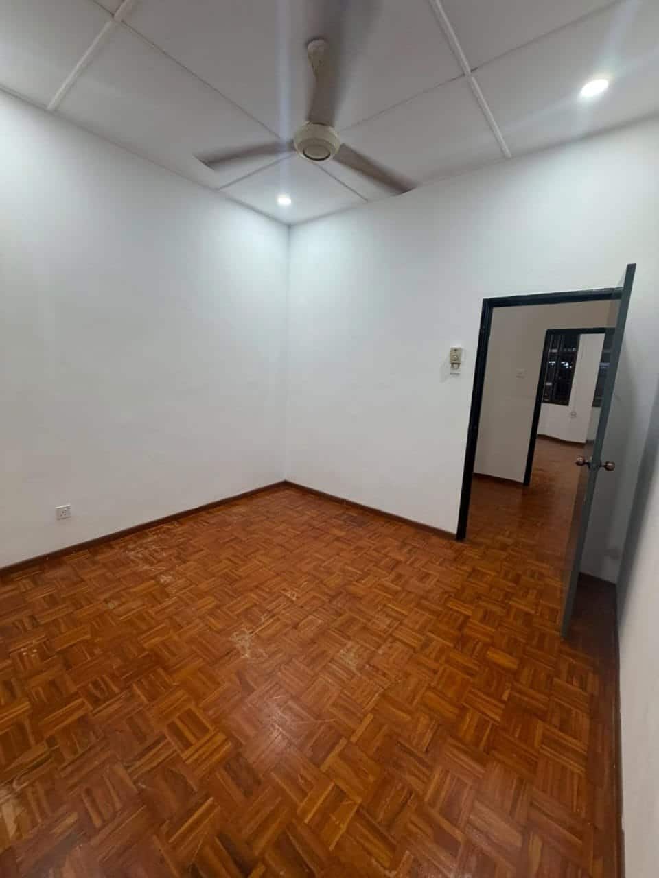 Double Storey Terrace House Taman Nusa Bestari 3