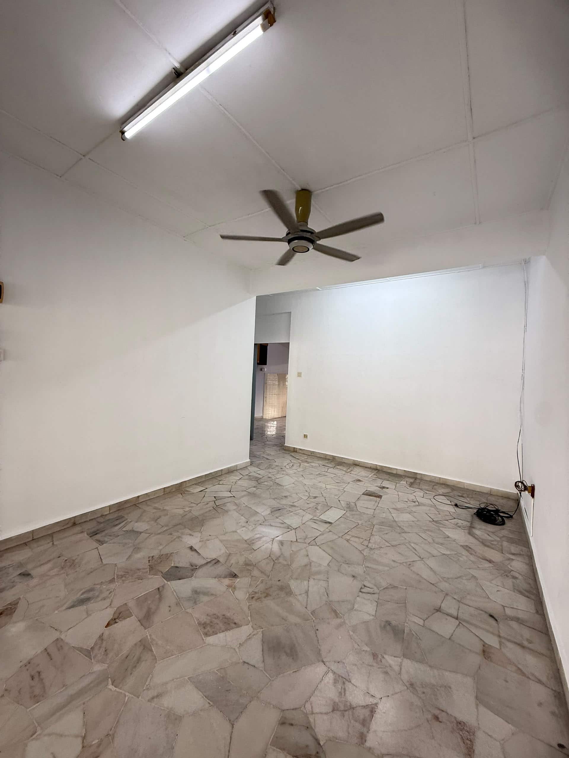 Single Storey Terrace House Taman Selesa Jaya 4