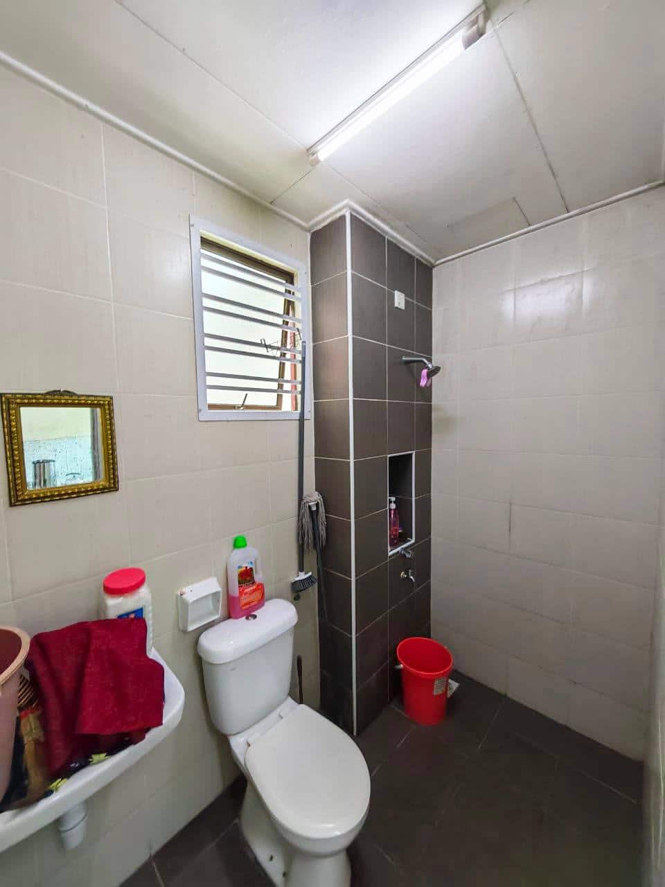 Double Storey Terrace Bandar Tiram 9