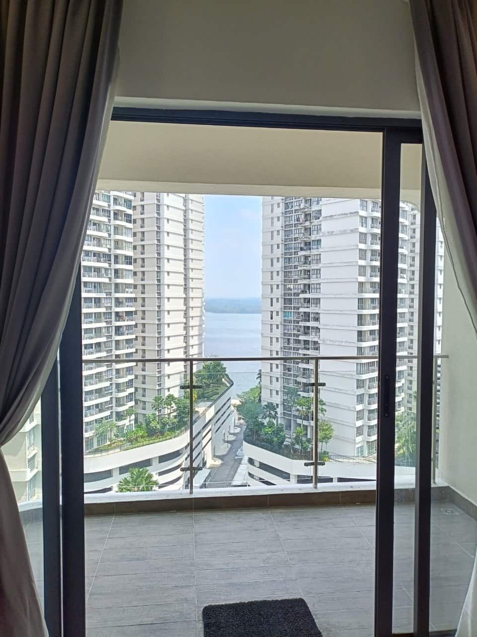 Condo Country Garden Danga Bay @ Bay Point 2