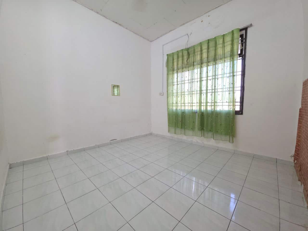 Single Storey Corner House 美景花园, Pontian 6
