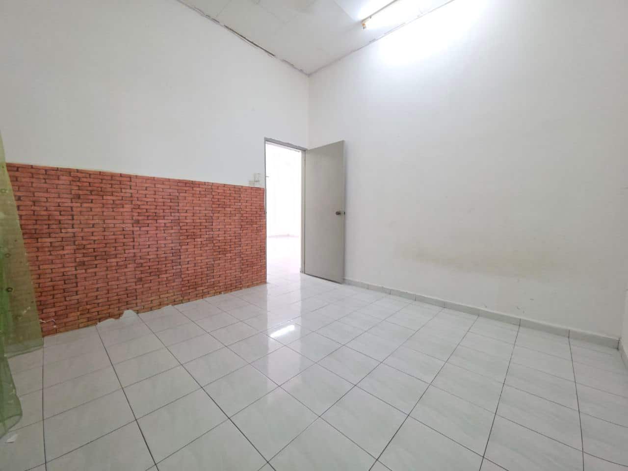 Single Storey Corner House 美景花园, Pontian 5