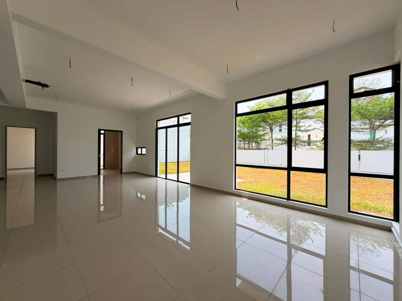 For Sale (AH7799)
The Cove Jalan Serambi Horizon H… 3