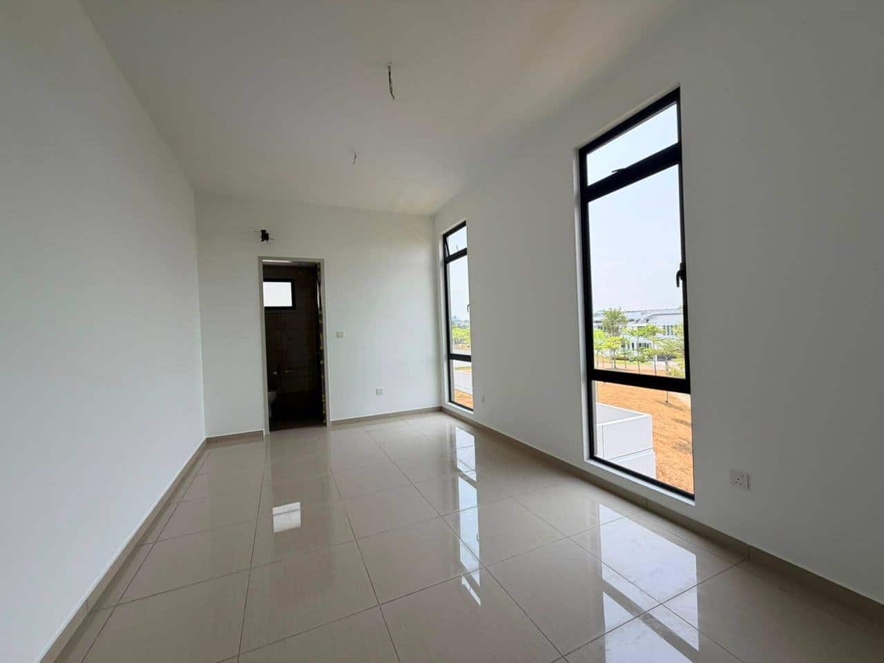 For Sale (AH7799)
The Cove Jalan Serambi Horizon H… 4