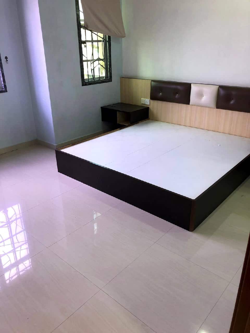 🏡 FOR SALE 

Taman Setia Indah 12/

📐 20’ × 65’
🛏️… 6
