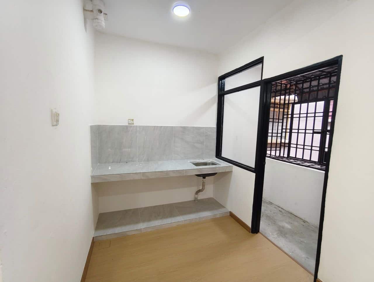 *Flat Level 3, Jalan Cantik 7, Taman Pelangi Indah… 3