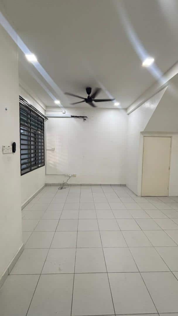 🏡 FOR SALE | Reopen Unit | 2.5 Storey | G&G | Tama… 4