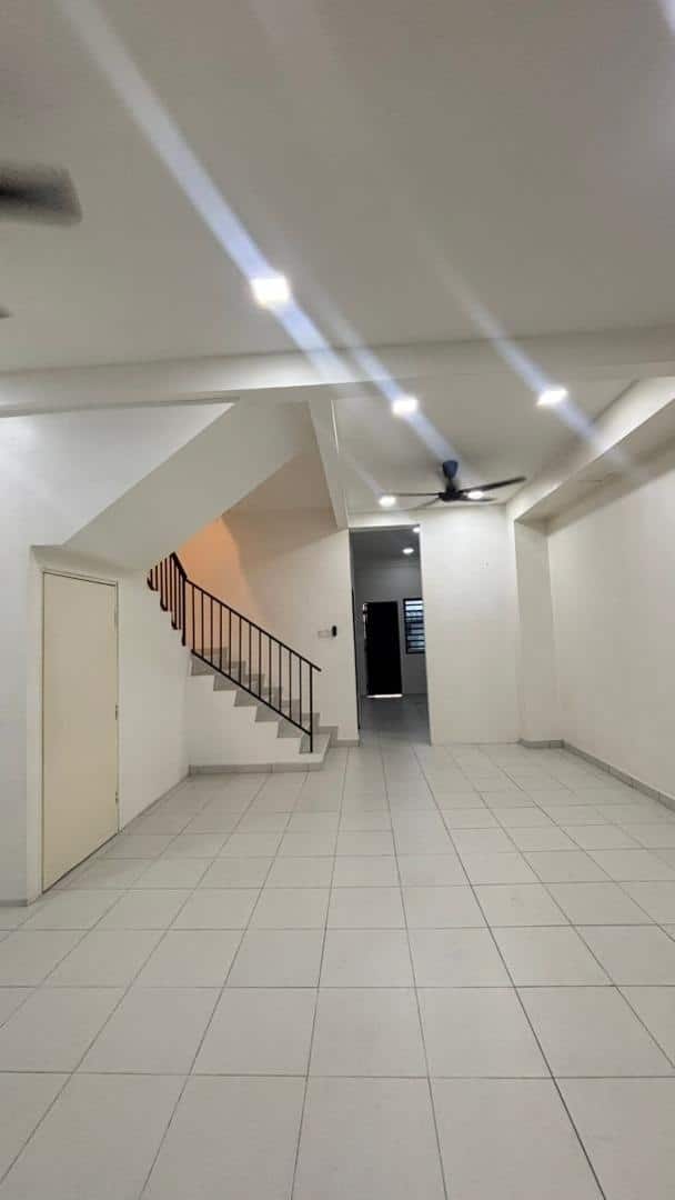 🏡 FOR SALE | Reopen Unit | 2.5 Storey | G&G | Tama… 5