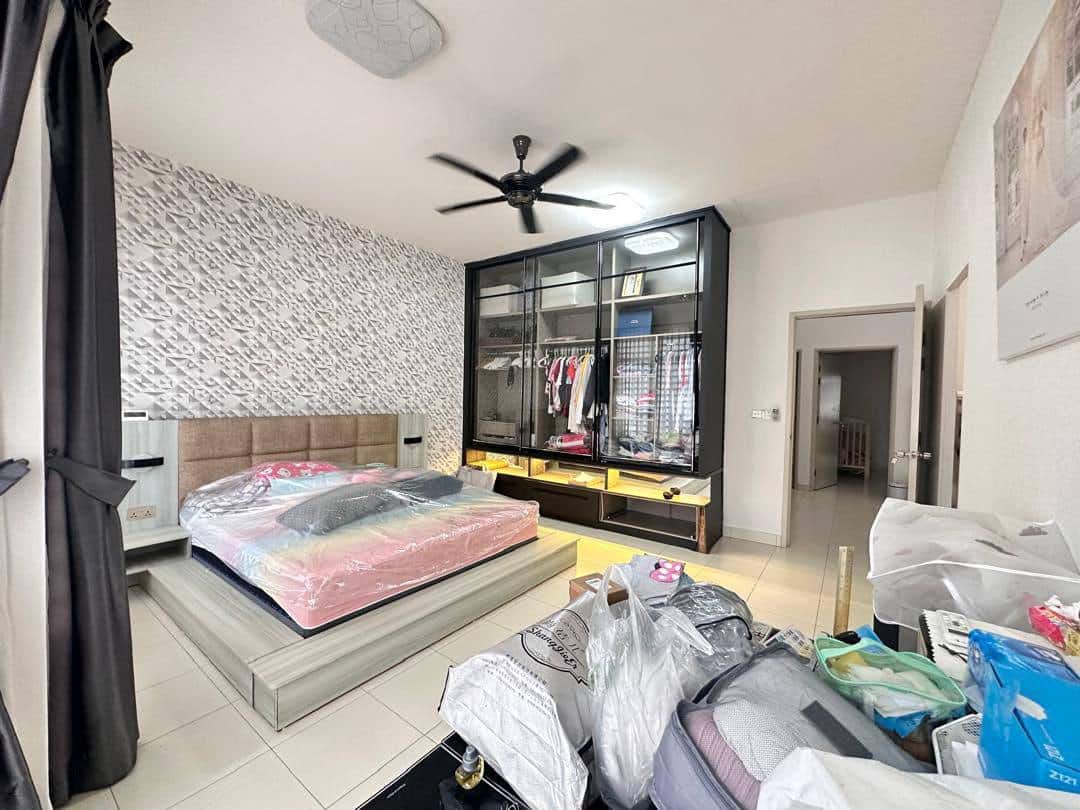 For Sale (AH7799)
Golf East Horizon Hills 
Double … 3