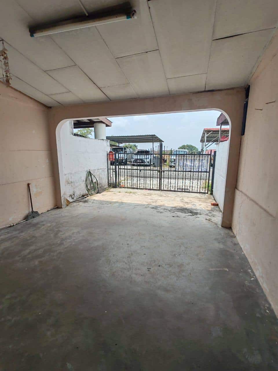 For Sale(AH7799)
Double Storey Low Cost
No 14,Jala… 2