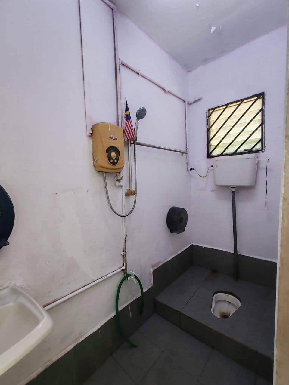 For Sale(AH7799)
Double Storey Low Cost
No 14,Jala… 7