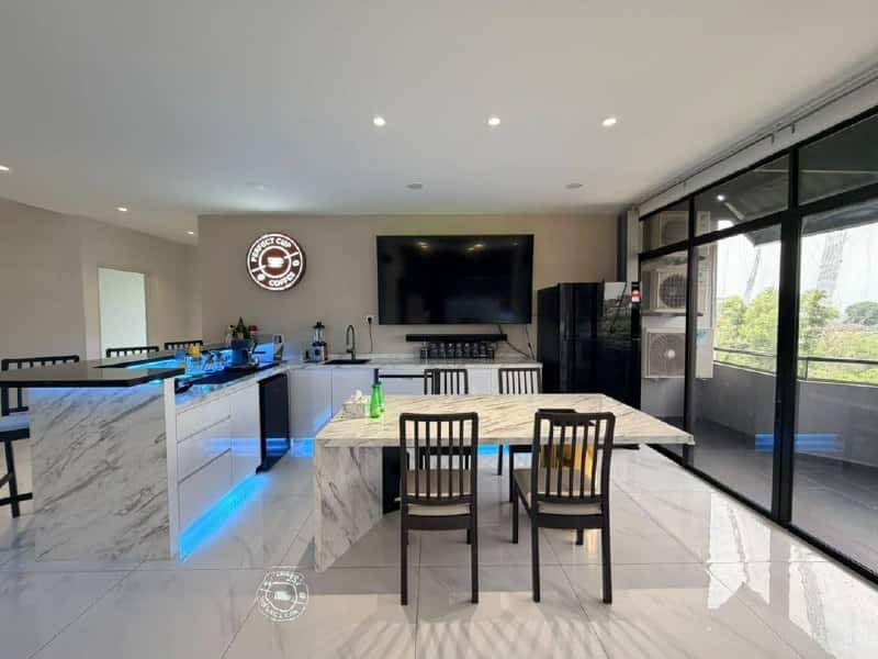 🏠 FOR SALE | CY8938

🌿 Sri Mulia, Johor Bahru Town… 4