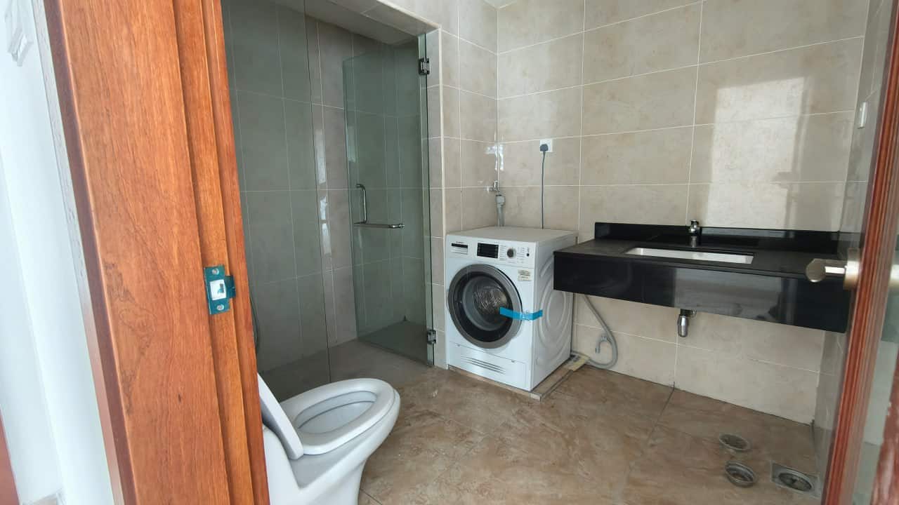 FOR SALE
ASKING RM370,000 (BANK VALUE RM400,000)
P… 7