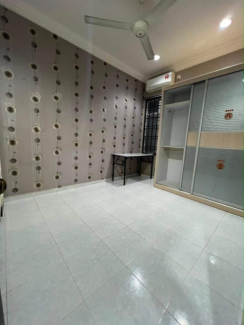 FOR SALE(JL0644)
🏡 Single Storey House @ Taman Nus… 4