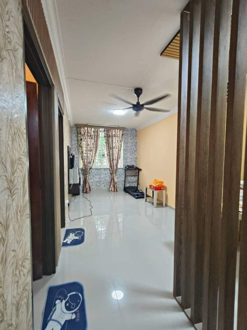 🔥 FOR SALE – KULAI TAMAN PUTRI FLAT 🔥

🏡 Kulai Tam… 2