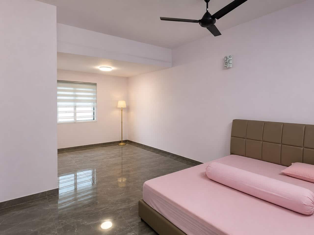 Taman Daya — Double Storey For Sale

📍 Jalan Pinan… 3