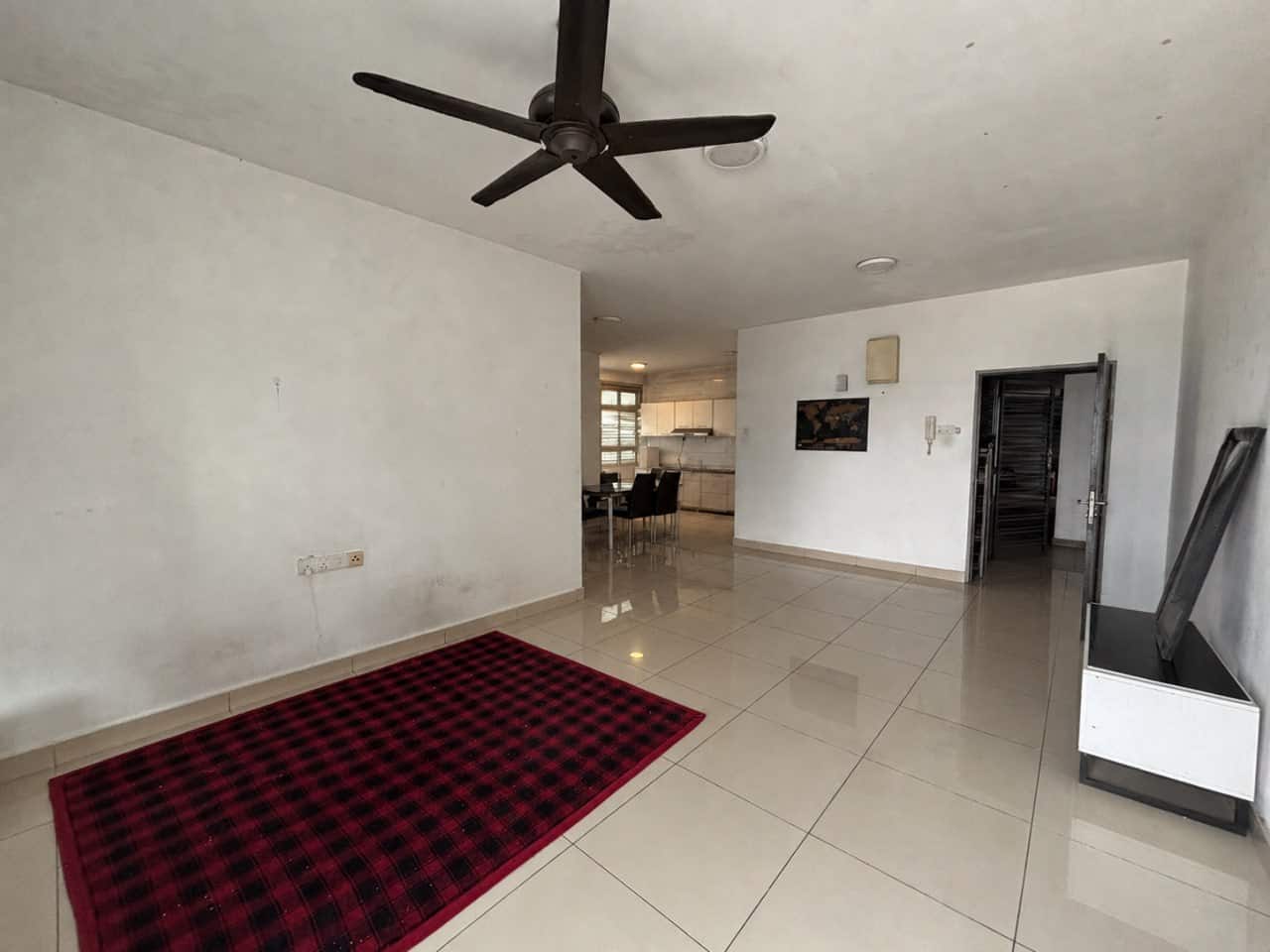 Listing Type: Sale
Property Type: Service Residenc… 3