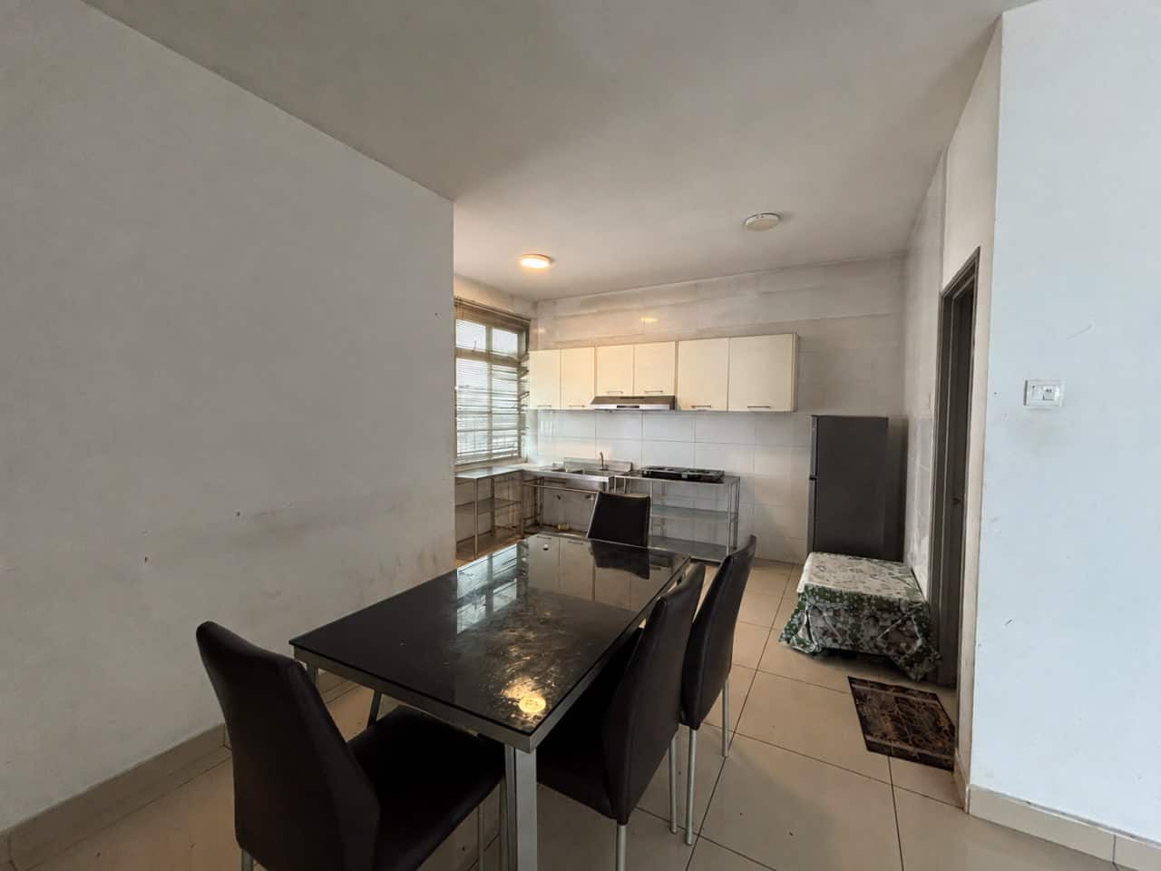 Listing Type: Sale
Property Type: Service Residenc… 4