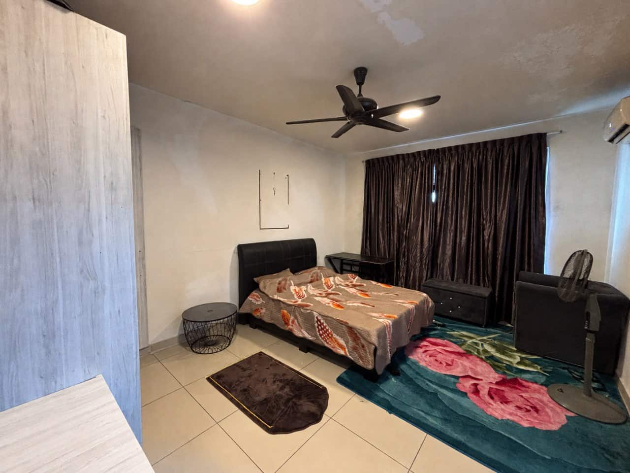 Listing Type: Sale
Property Type: Service Residenc… 5
