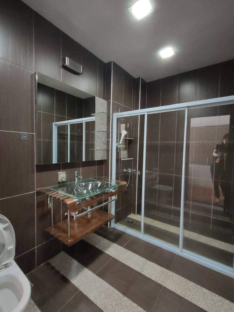 House for sell 🔥
*Below Bank Valuation* 

Taman pe… 6