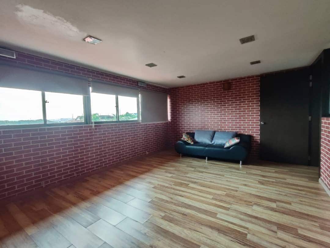 House for sell 🔥
*Below Bank Valuation* 

Taman pe… 7