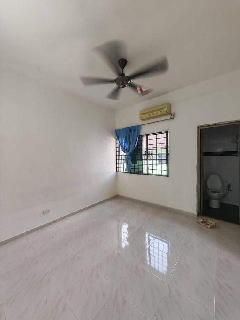 🏡 FOR SALE | RENOVATED DOUBLE STOREY TERRACE HOUSE… 3
