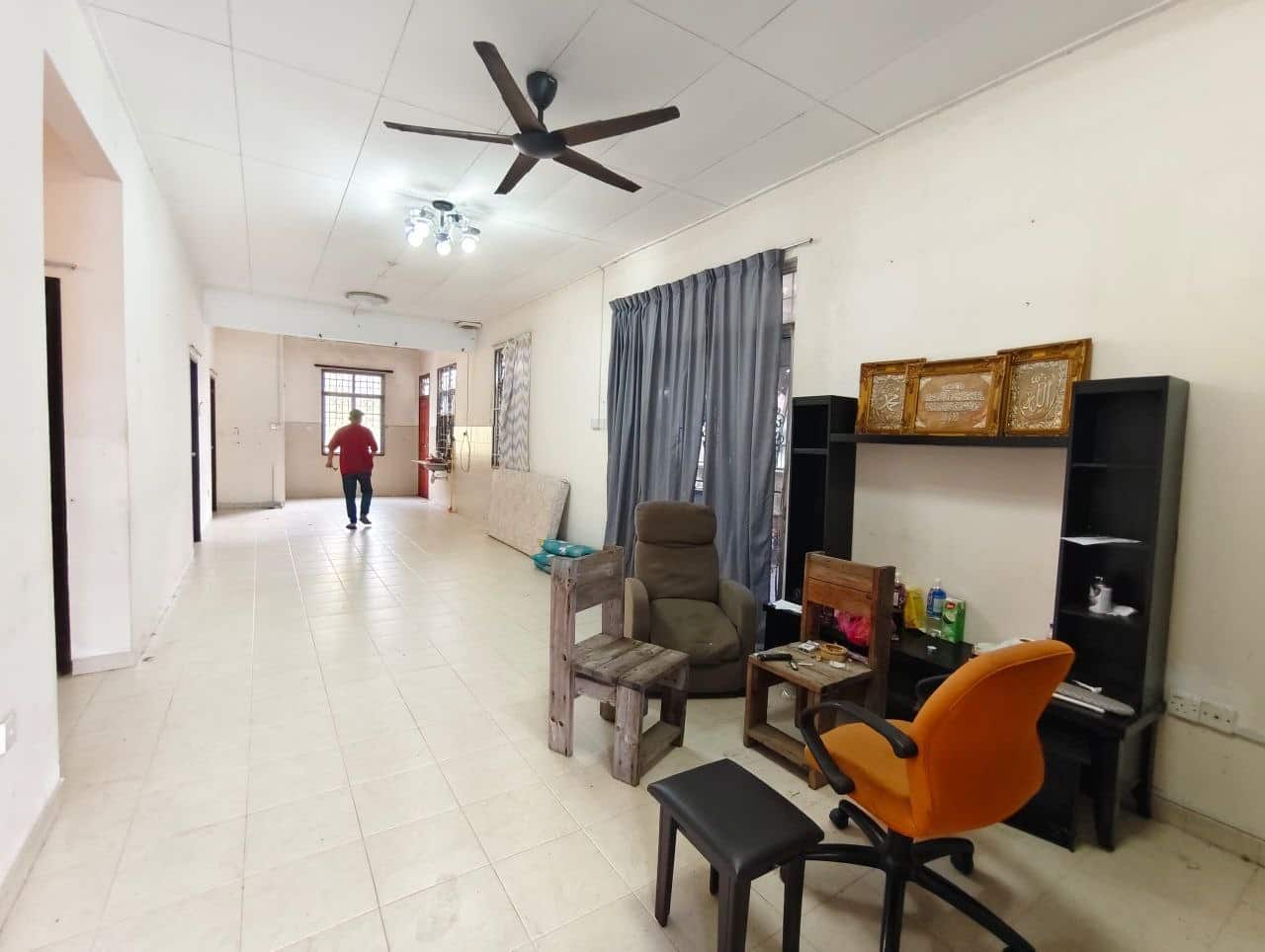Jalan Terkukur, Bandar Putra Kulai, Kulai

Single … 1
