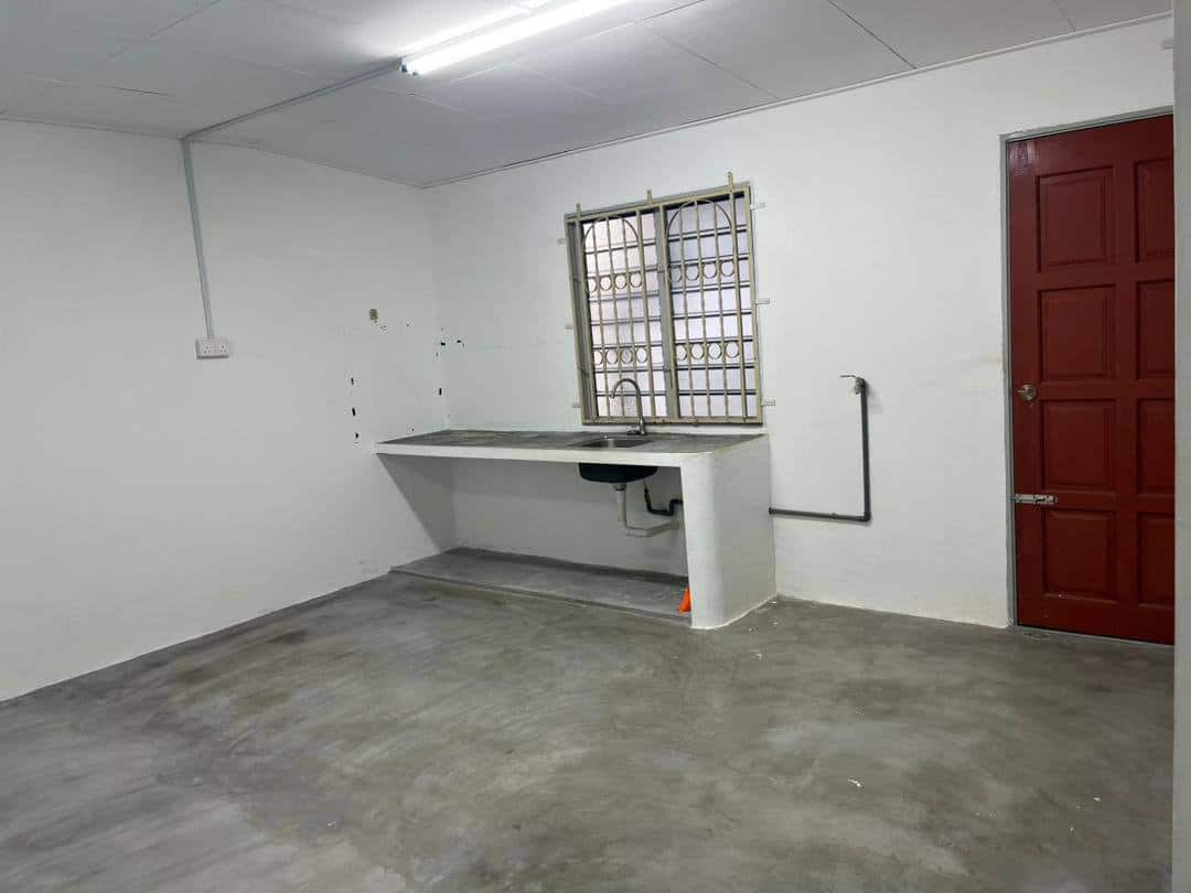 For Sale (AH7799) 
Jalan Pakis Sri Pulai 
20x55 
S… 5