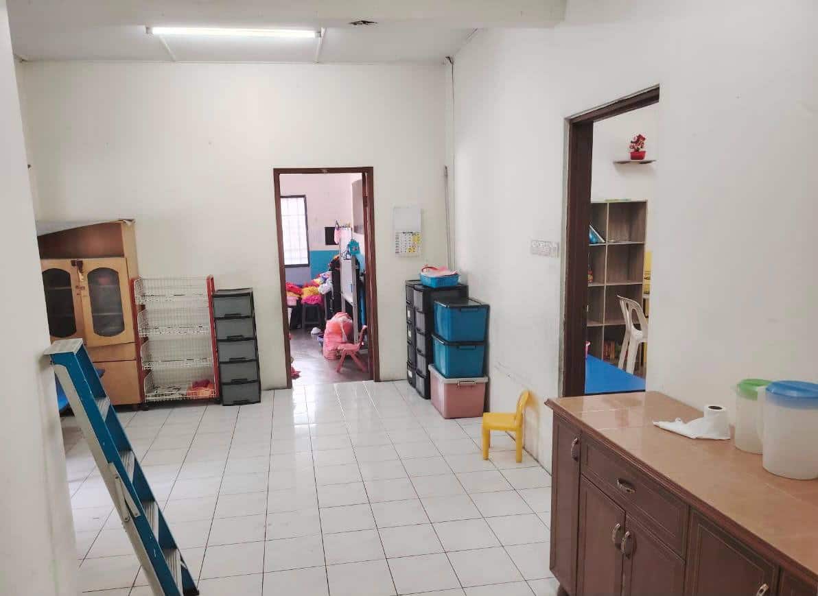 For Sale (AH7799) 
Jalan Nuri Bandar Putra Kulai
S… 3