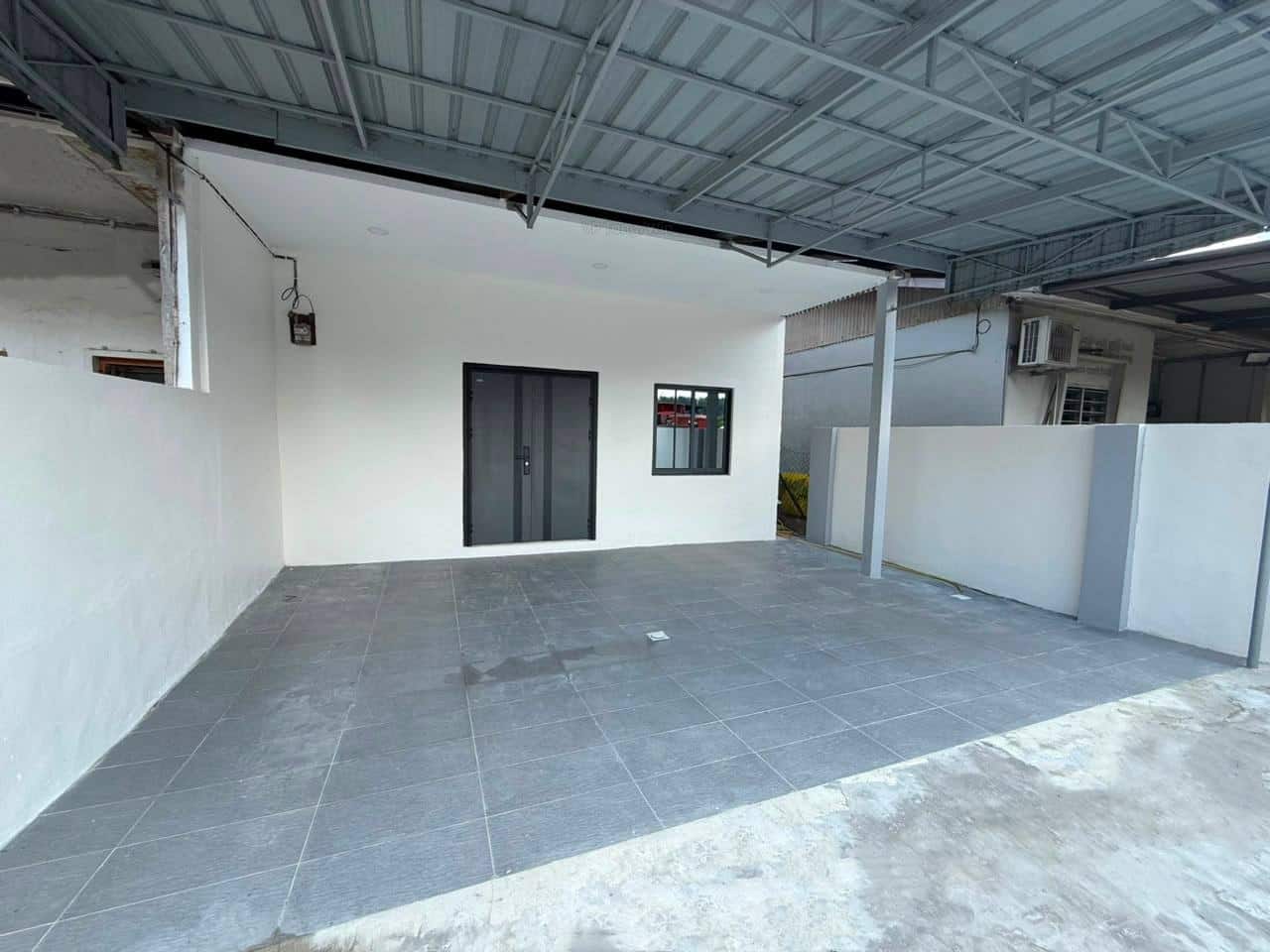 For Sales RM333k 

Jalan Susur Kulai 1, Taman Sera… 9