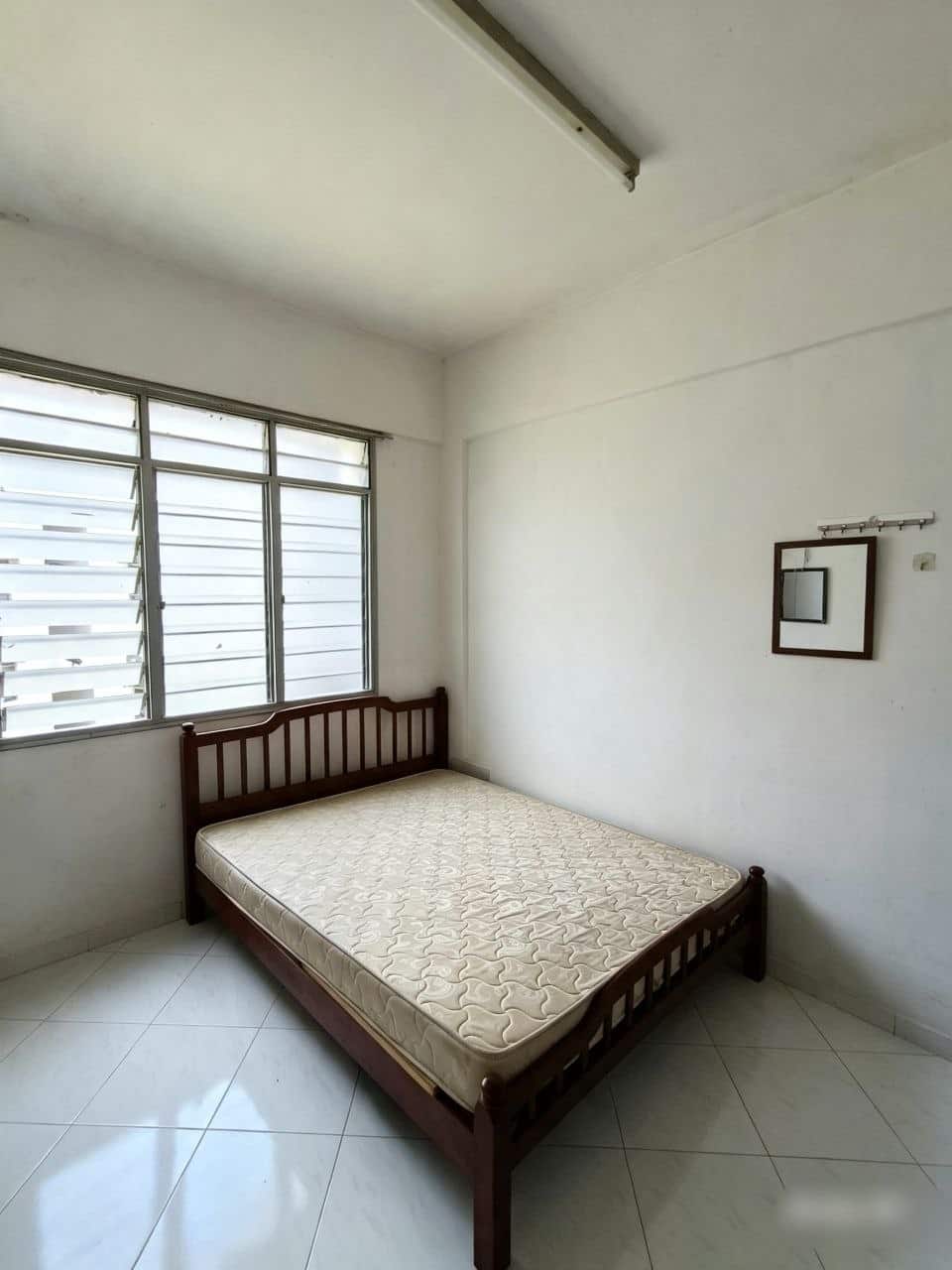 For Sales 🔥 
Perling Flat 
Jalan perkaka 
3bed
2ba… 3