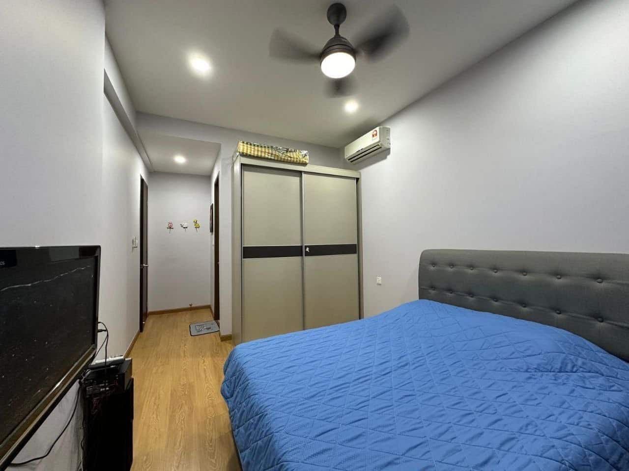 For Sale (CT1719) 

Royal Strand Country Garden Da… 4