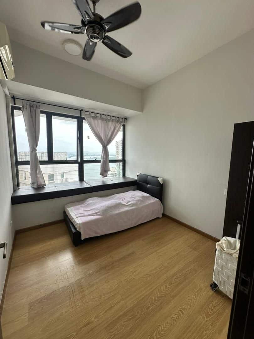 For sale

Country Garden Danga Bay 
Baypoint 6B

2… 6