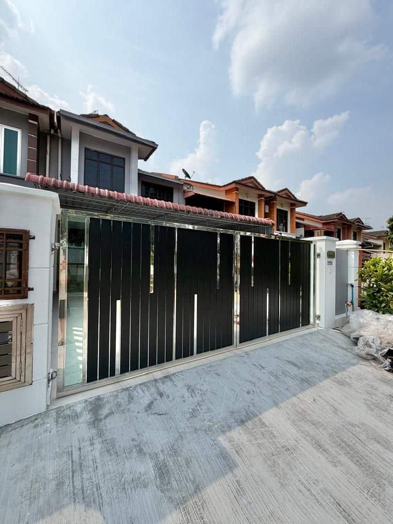*Jalan Harmonium 22 ,Taman Desa Tebrau, Johor.*
Ne… 2