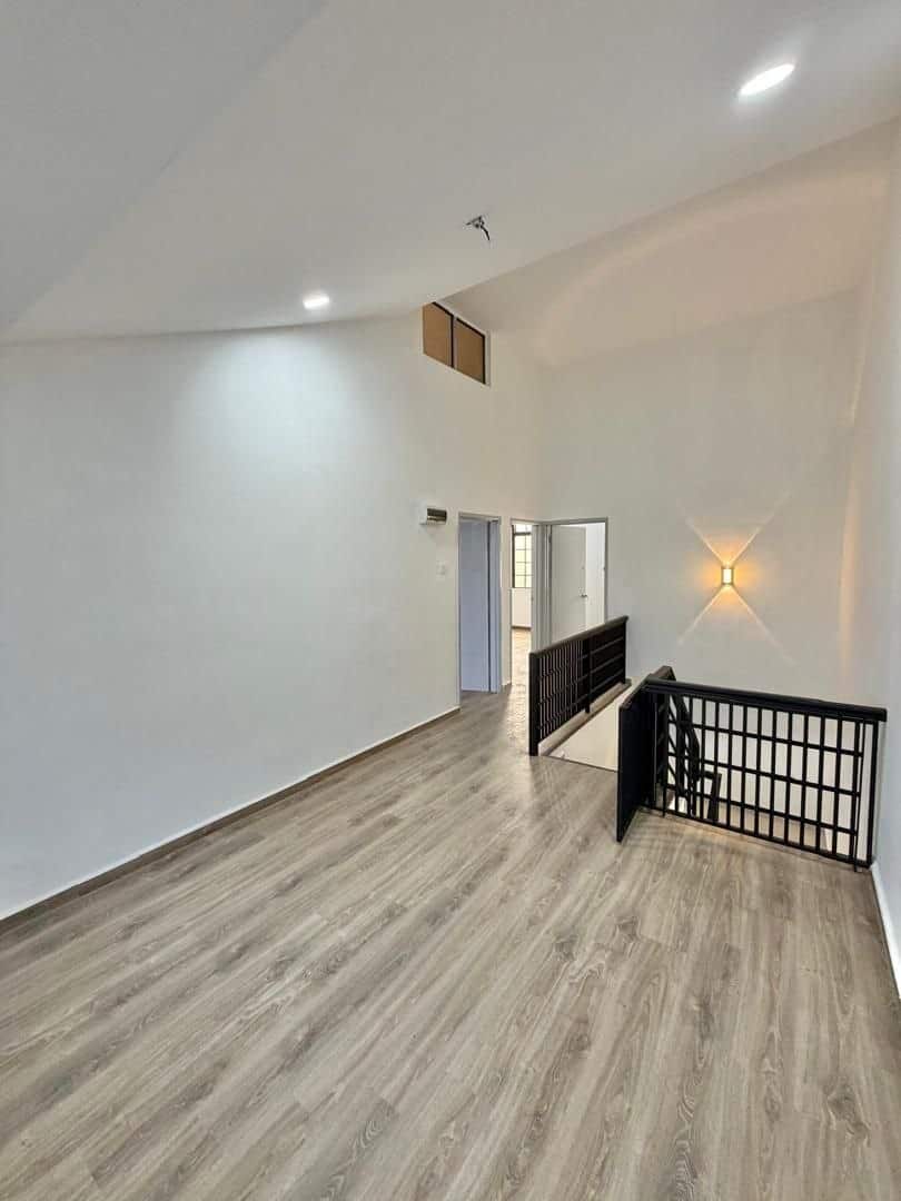 *Jalan Harmonium 22 ,Taman Desa Tebrau, Johor.*
Ne… 4