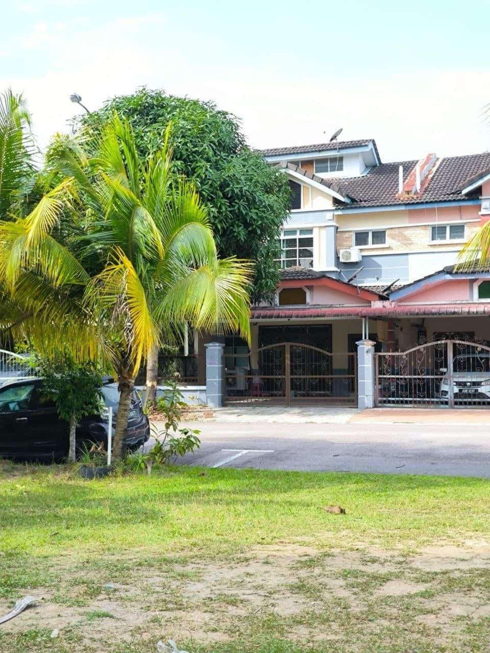*SKUDAI TAMAN PULAI INDAH JALAN PULAI  INDAH D.STO… 4