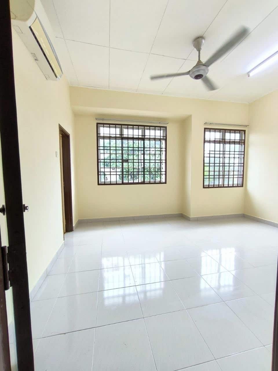 *SKUDAI TAMAN PULAI INDAH JALAN PULAI  INDAH D.STO… 6