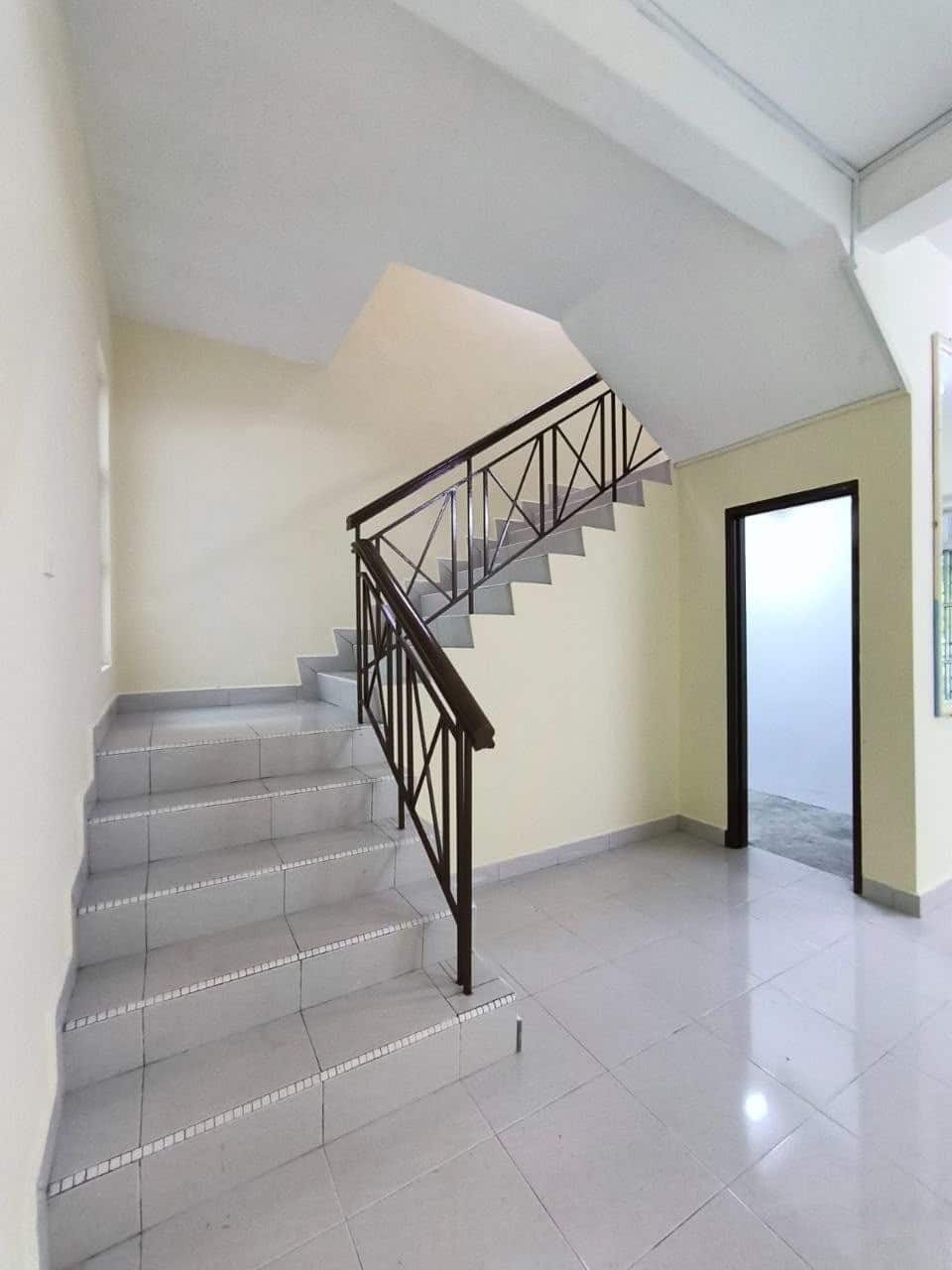 *SKUDAI TAMAN PULAI INDAH JALAN PULAI  INDAH D.STO… 7