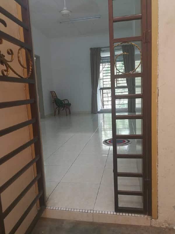 For Sale (AH7799)
Bestari Shop Apartment Nusa Best… 3