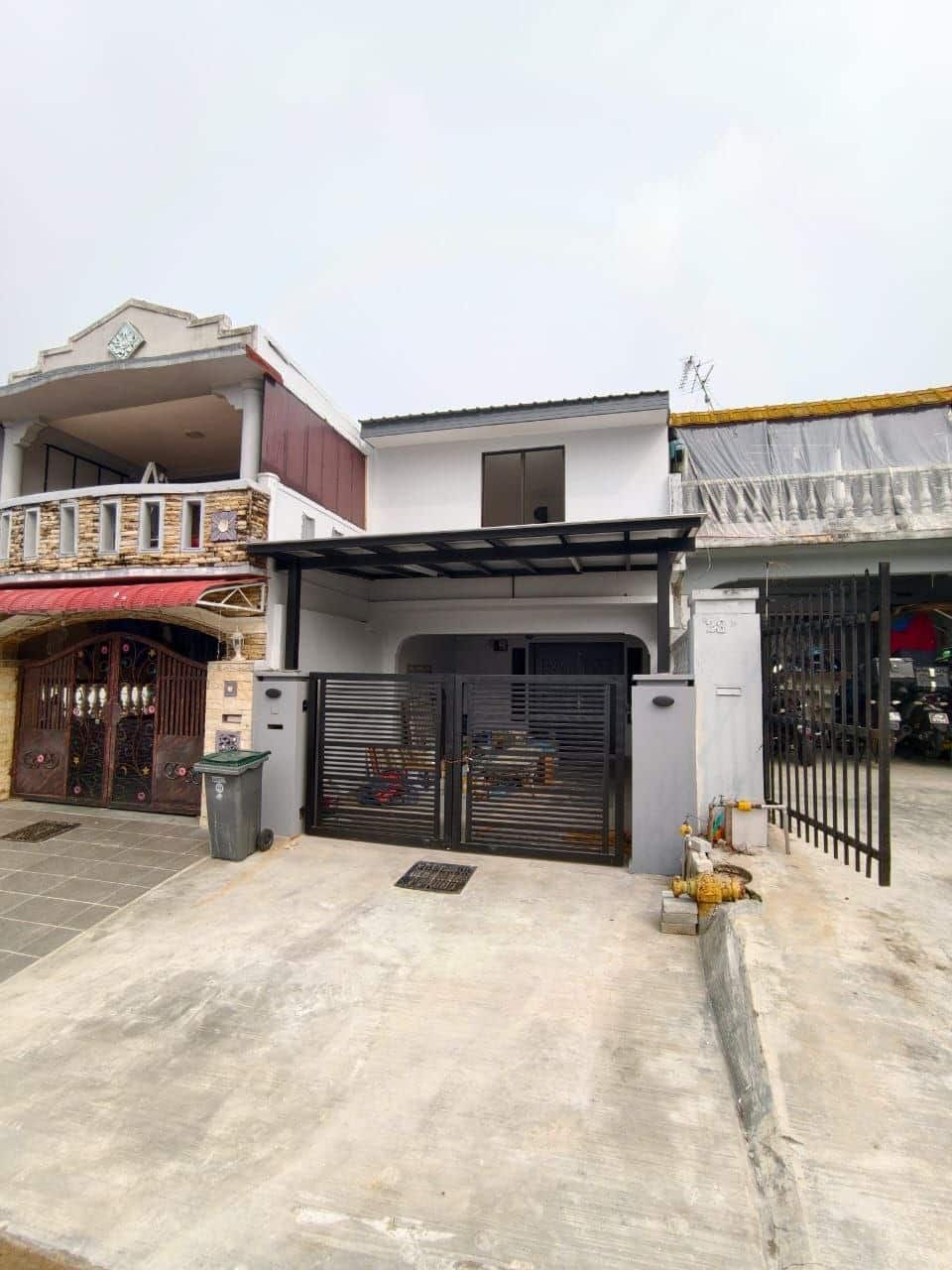 *For Sale*
Taman Skudai Baru
☘️Fully Extented Unit… 1