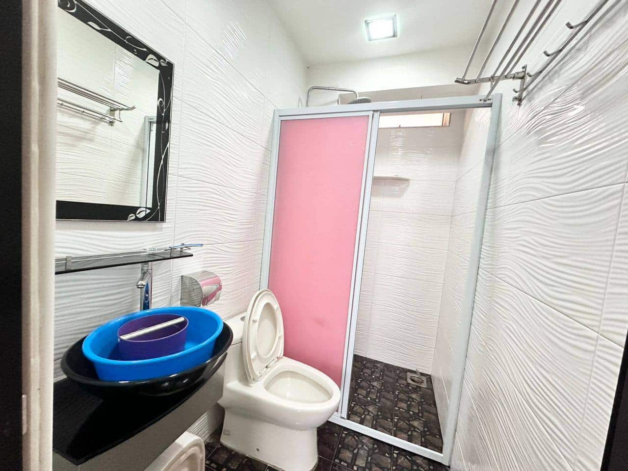 For Sale (AH7799)
Kipark Tampoi 
852 Sqft 
3Bed 2B… 7