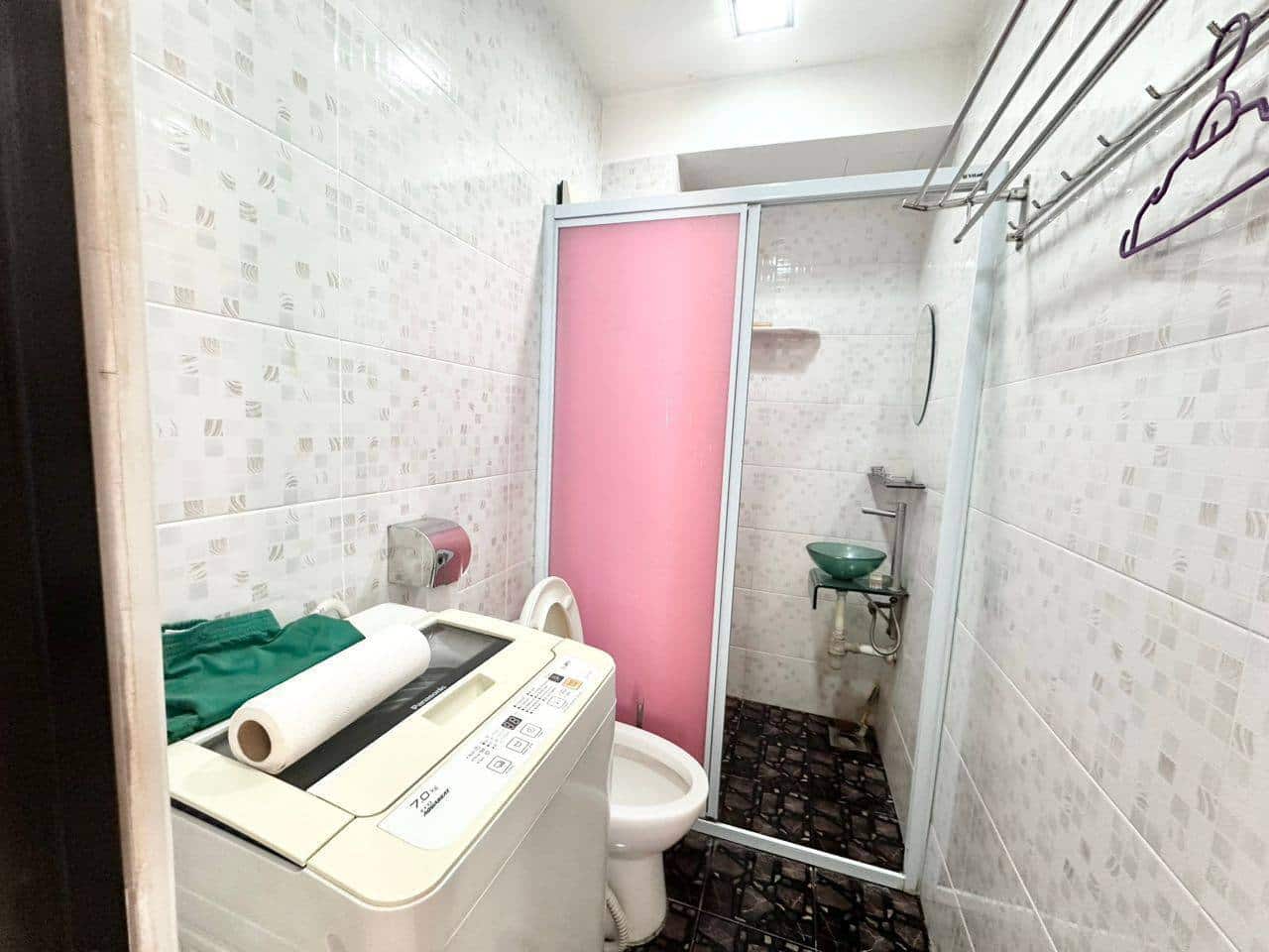 For Sale (AH7799)
Kipark Tampoi 
852 Sqft 
3Bed 2B… 9