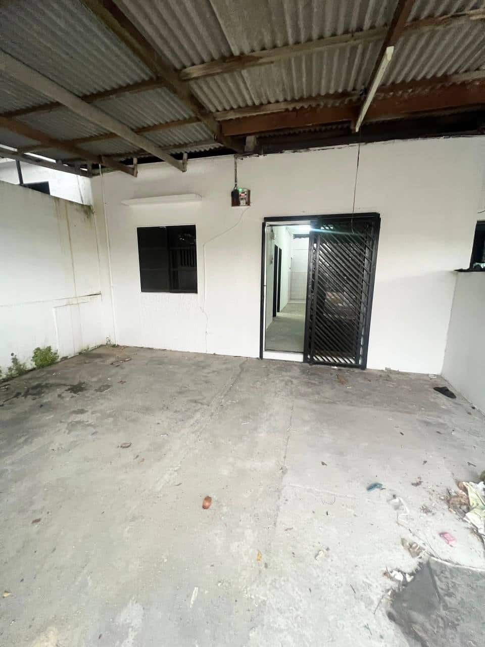 For Sale(AH7799) 
Single Storey Low Cost 
7 Jalan … 3